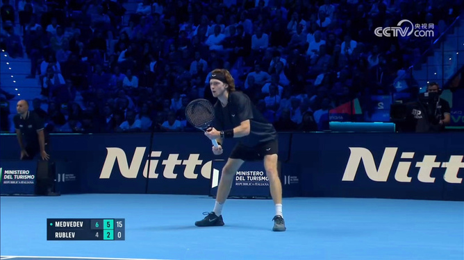 在本届小组 在本届小组