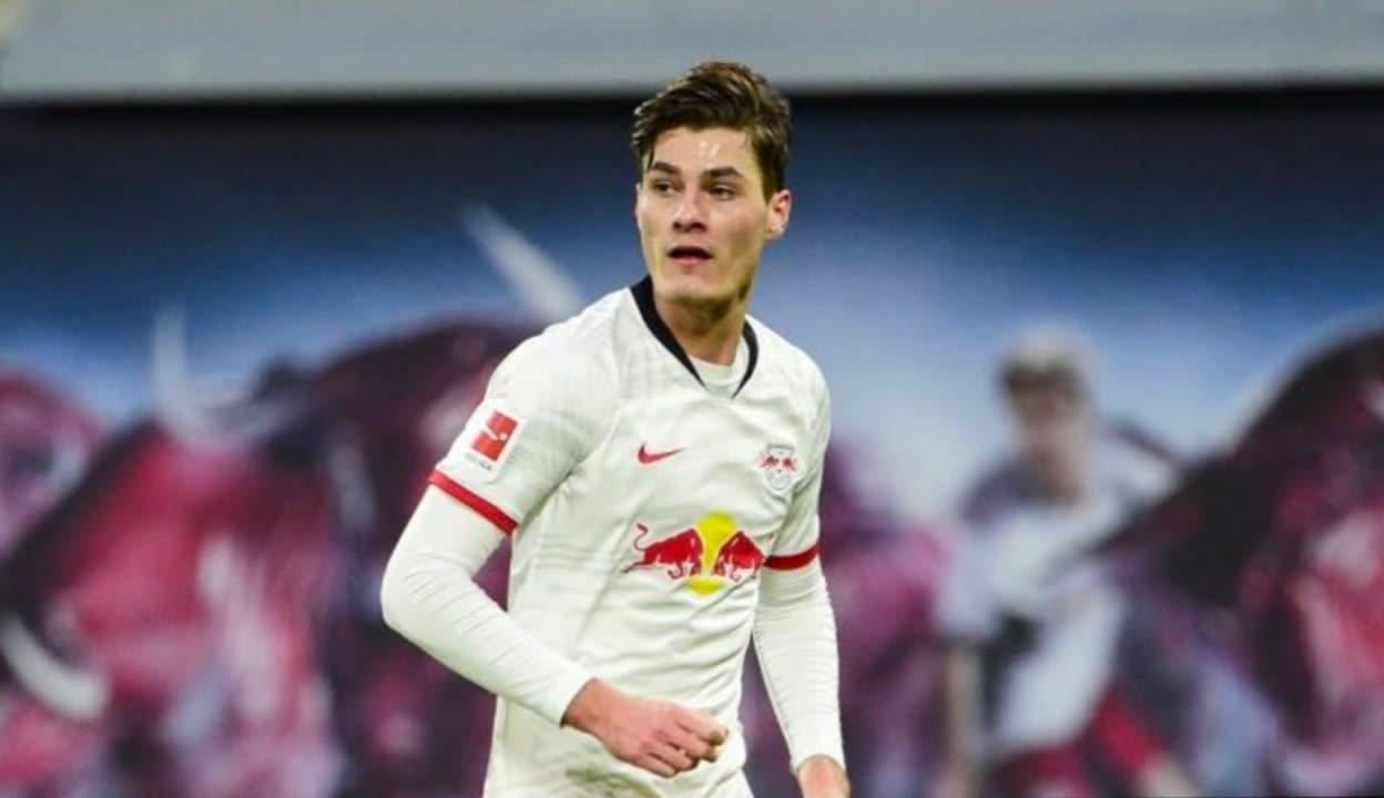 中场球员的 中场球员的