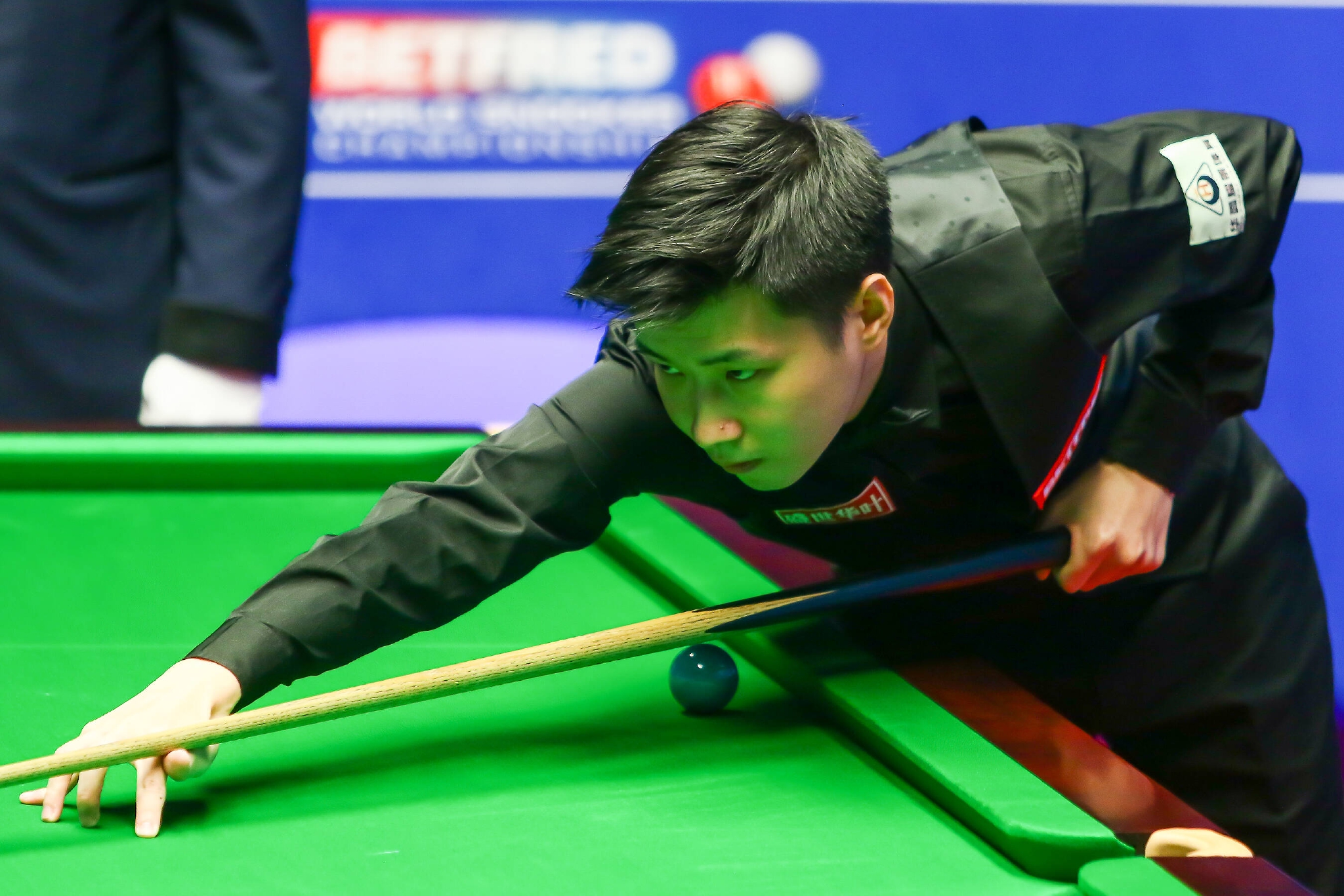 海外市场上 海外市场上